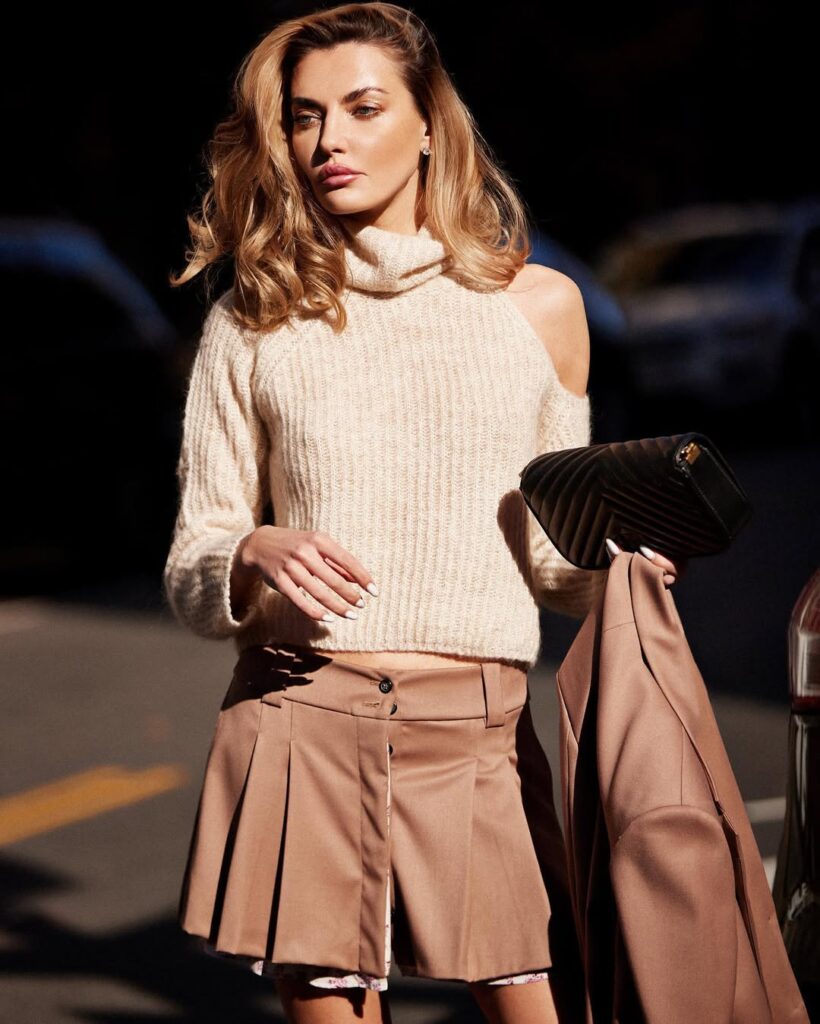 Alina Baikova Biography, Age, Career, Height, Net Worth & More 2026